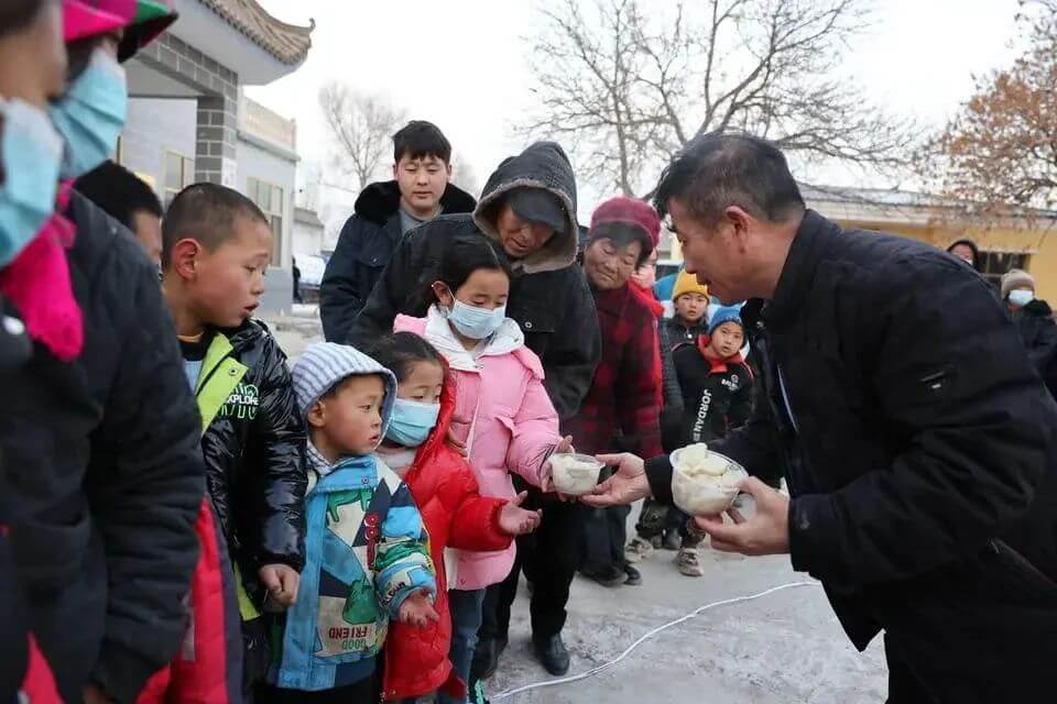 山海情深，共克時(shí)艱|玖久同心食品集團(tuán)馳援甘肅地震災(zāi)區(qū)